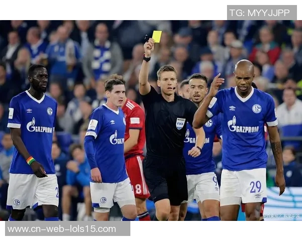 埃因霍温主场迎战巴萨期待一场精彩的欧战对决